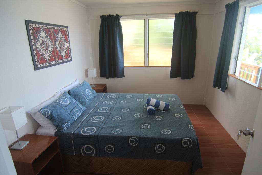 Boathouse Apartments Neiafu Habitación foto